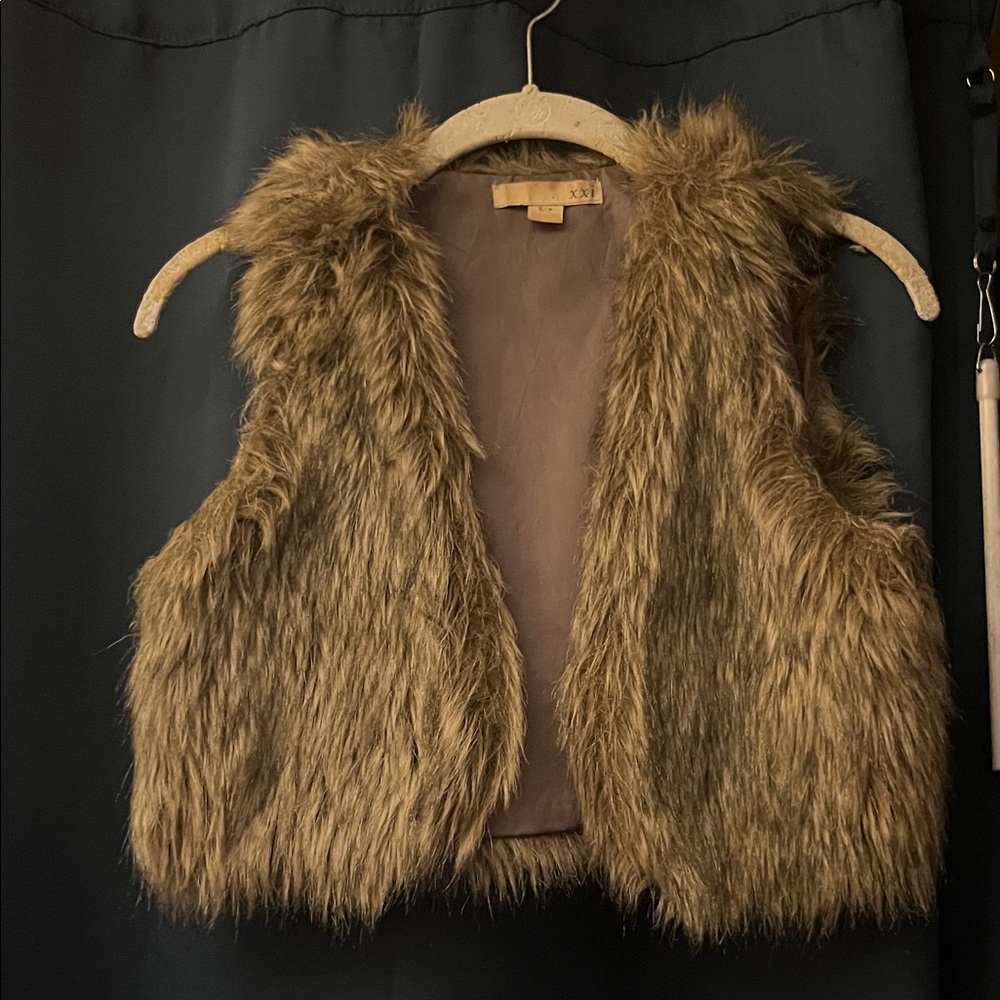 Chic Brown Faux Fur Vest